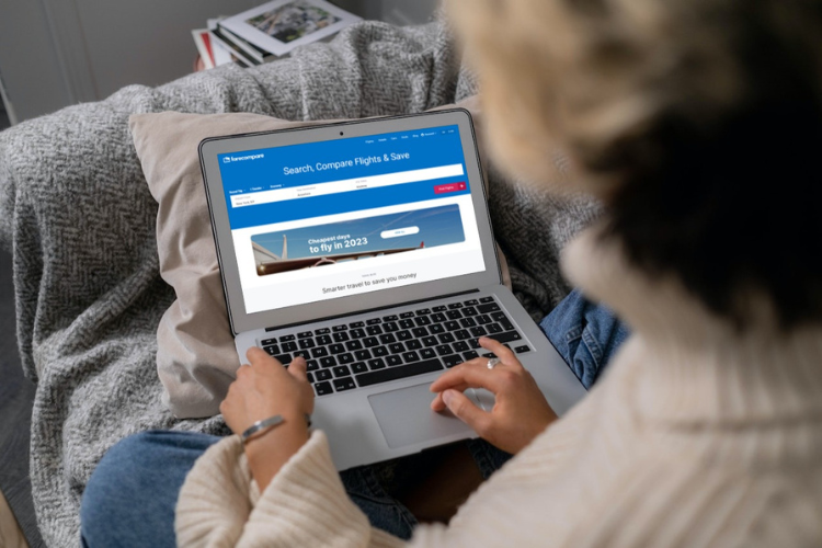 Fare Compare bilgisayarda web sayfası açık